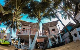 Ceylon Beach Home